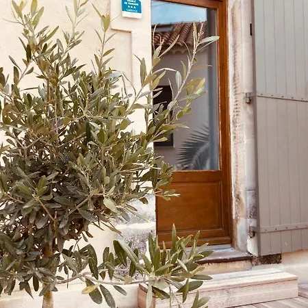 Loustaudemamet Holiday home Cabannes